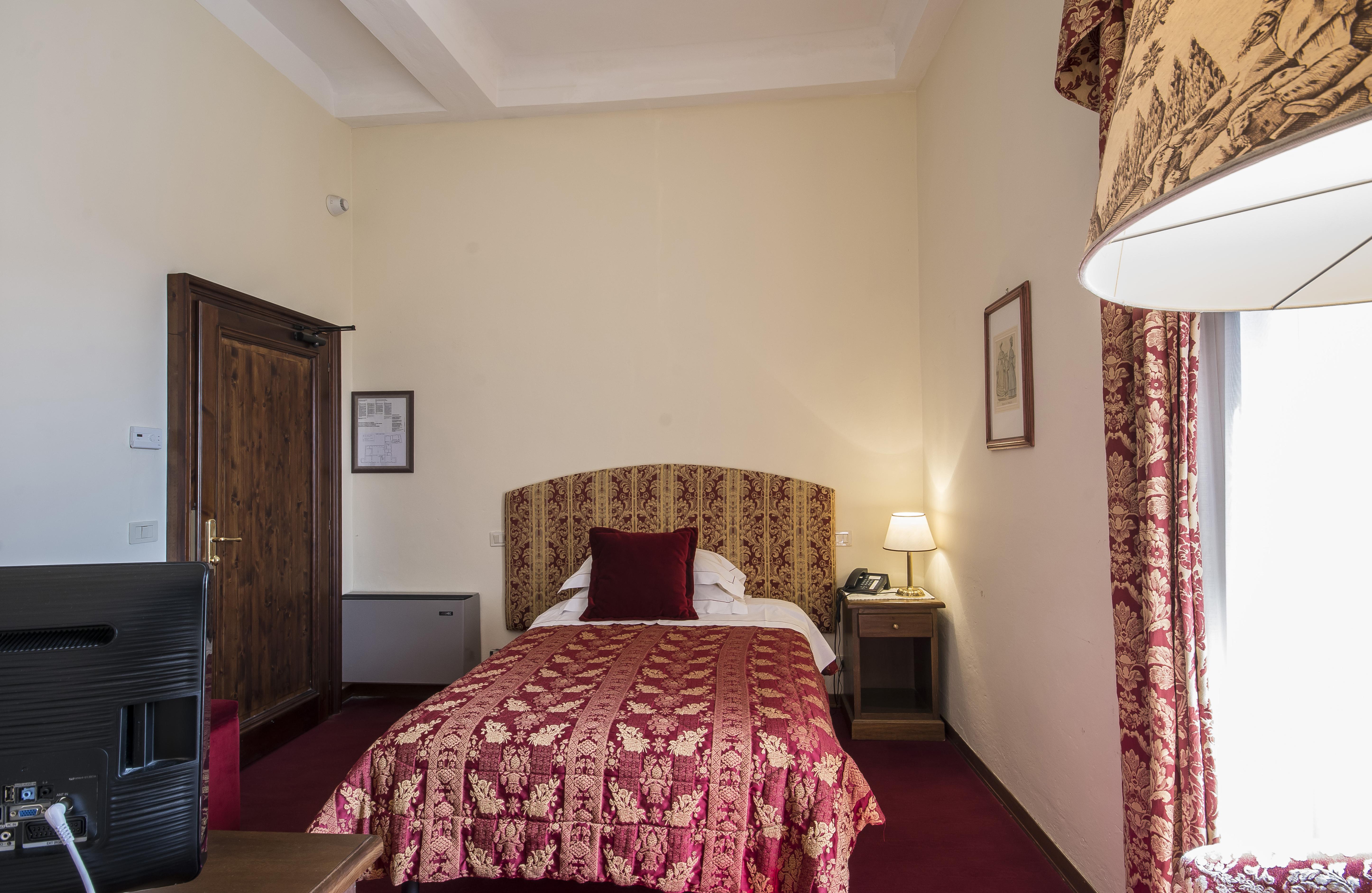 Villa Lecchi Hotel Wellness 埃尔萨谷口村 外观 照片