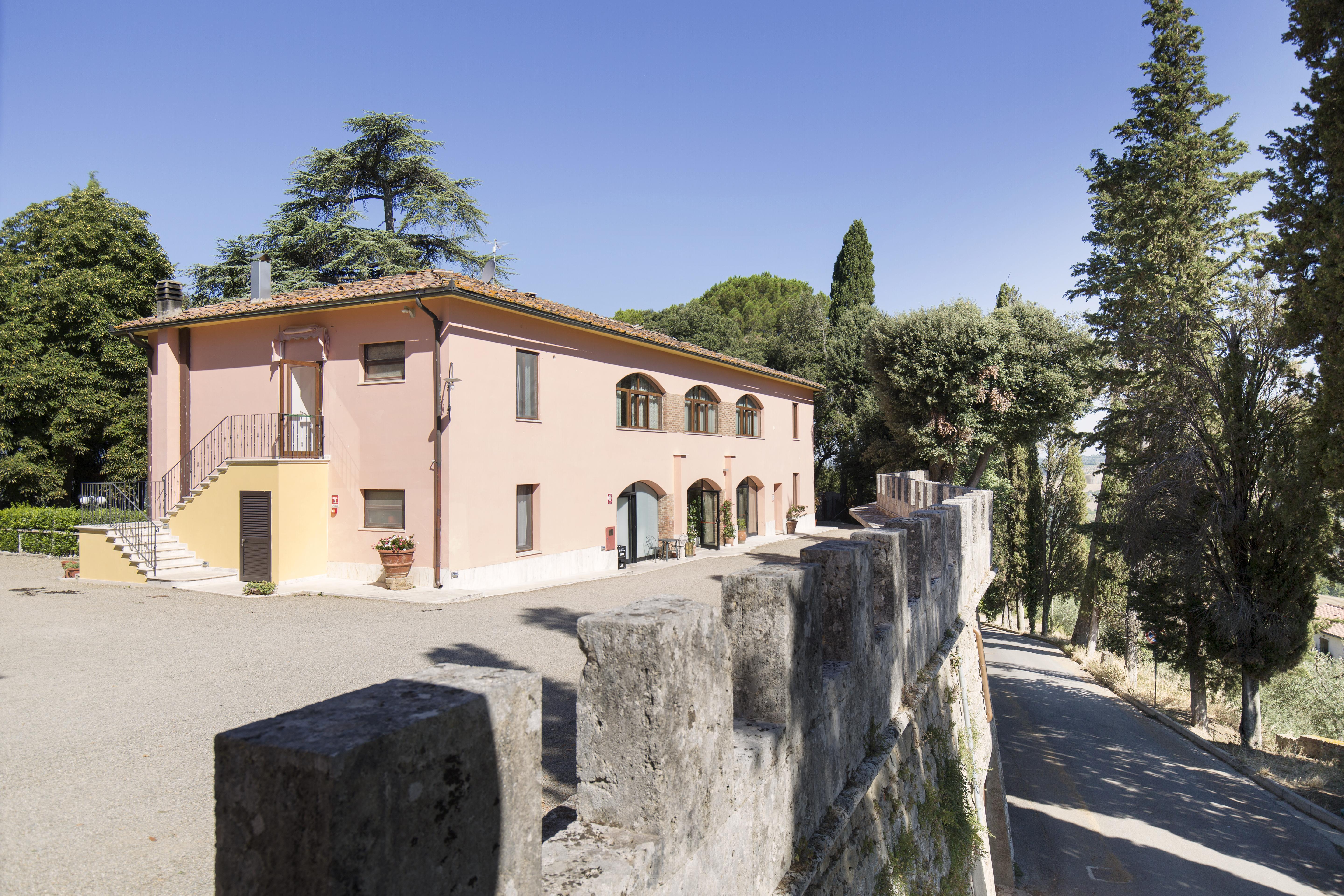 Villa Lecchi Hotel Wellness 埃尔萨谷口村 外观 照片