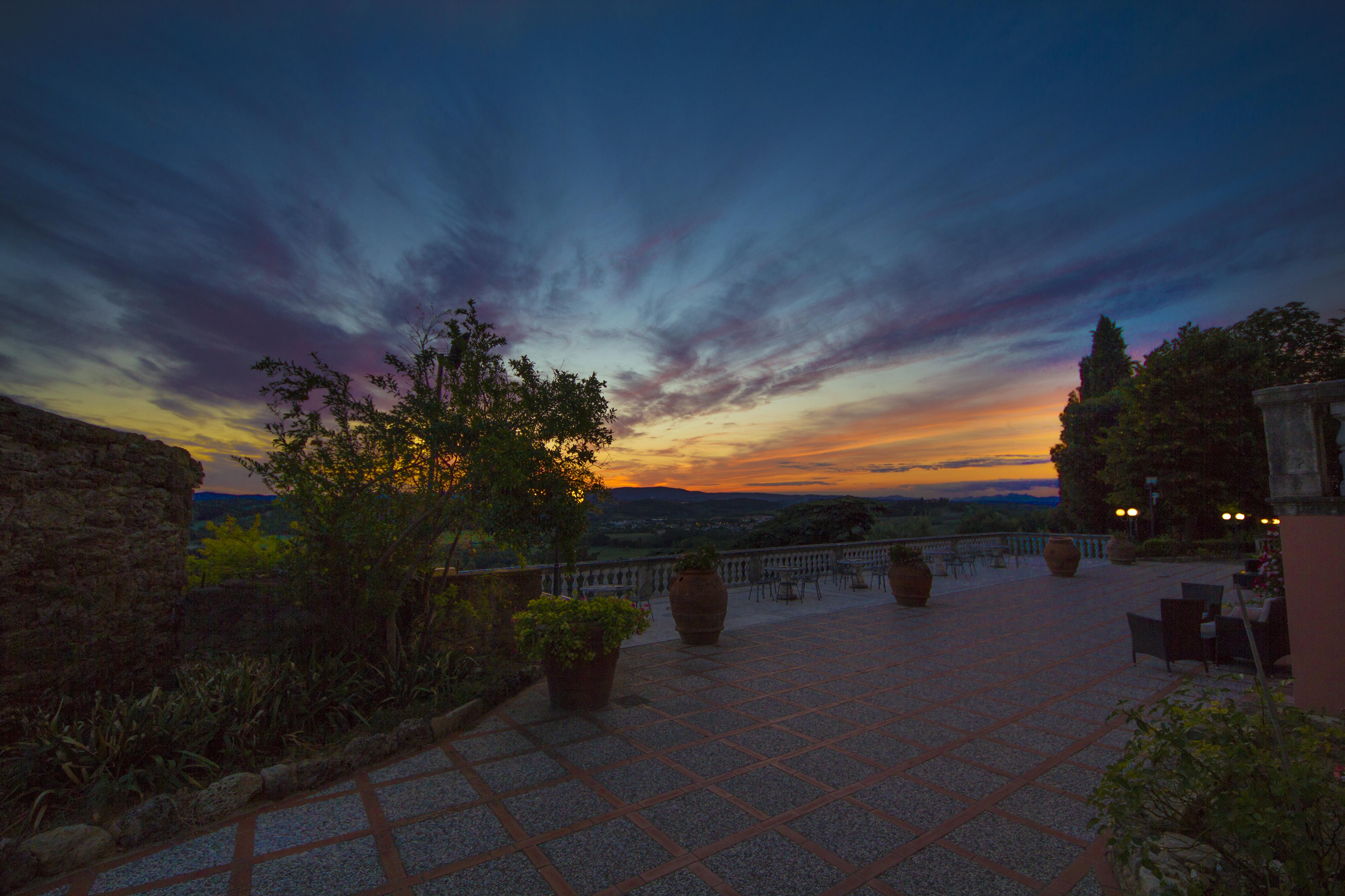Villa Lecchi Hotel Wellness 埃尔萨谷口村 外观 照片