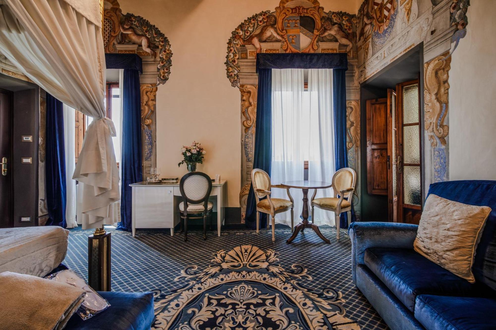 Villa Lecchi Hotel Wellness 埃尔萨谷口村 外观 照片