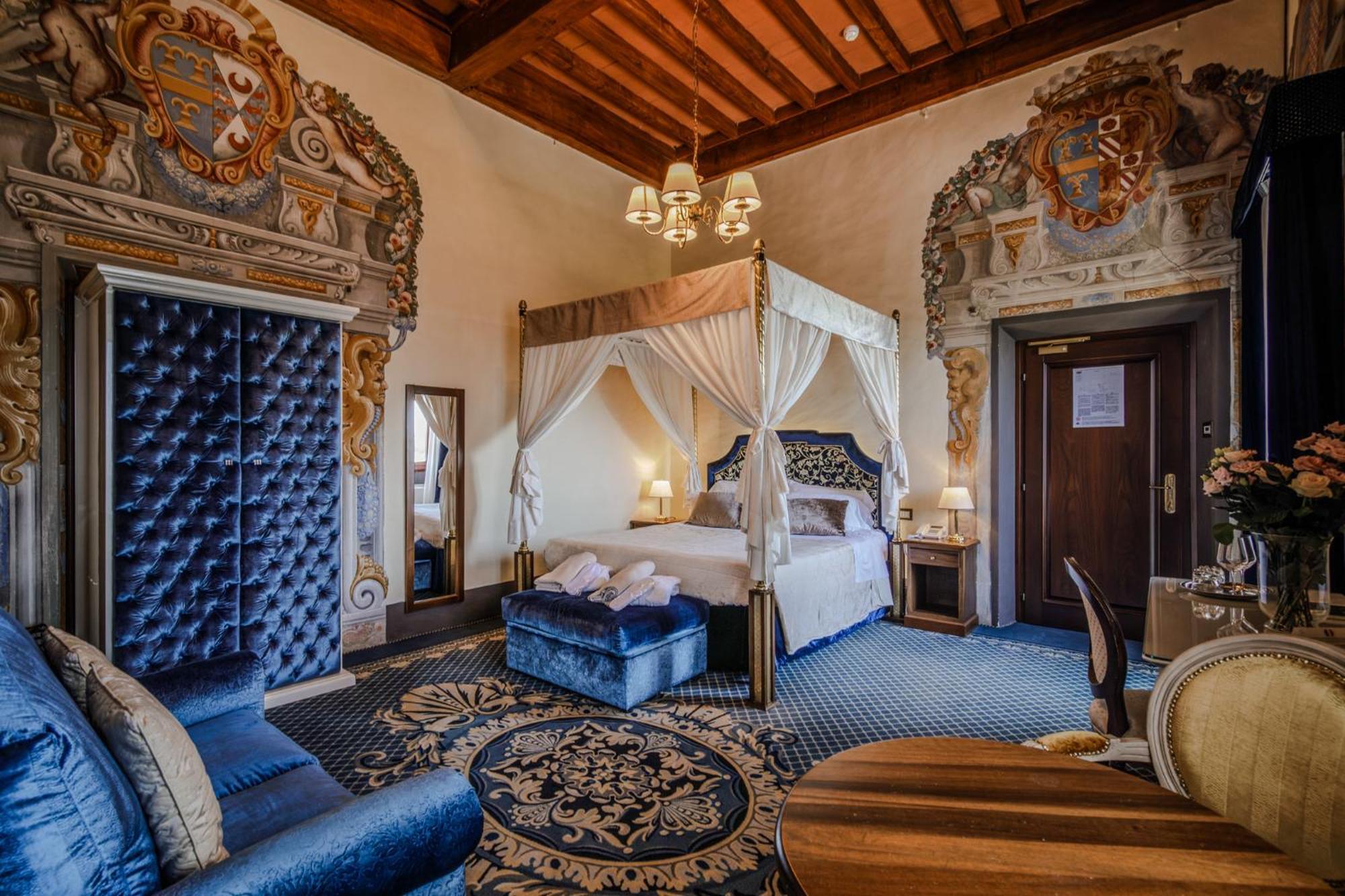 Villa Lecchi Hotel Wellness 埃尔萨谷口村 外观 照片