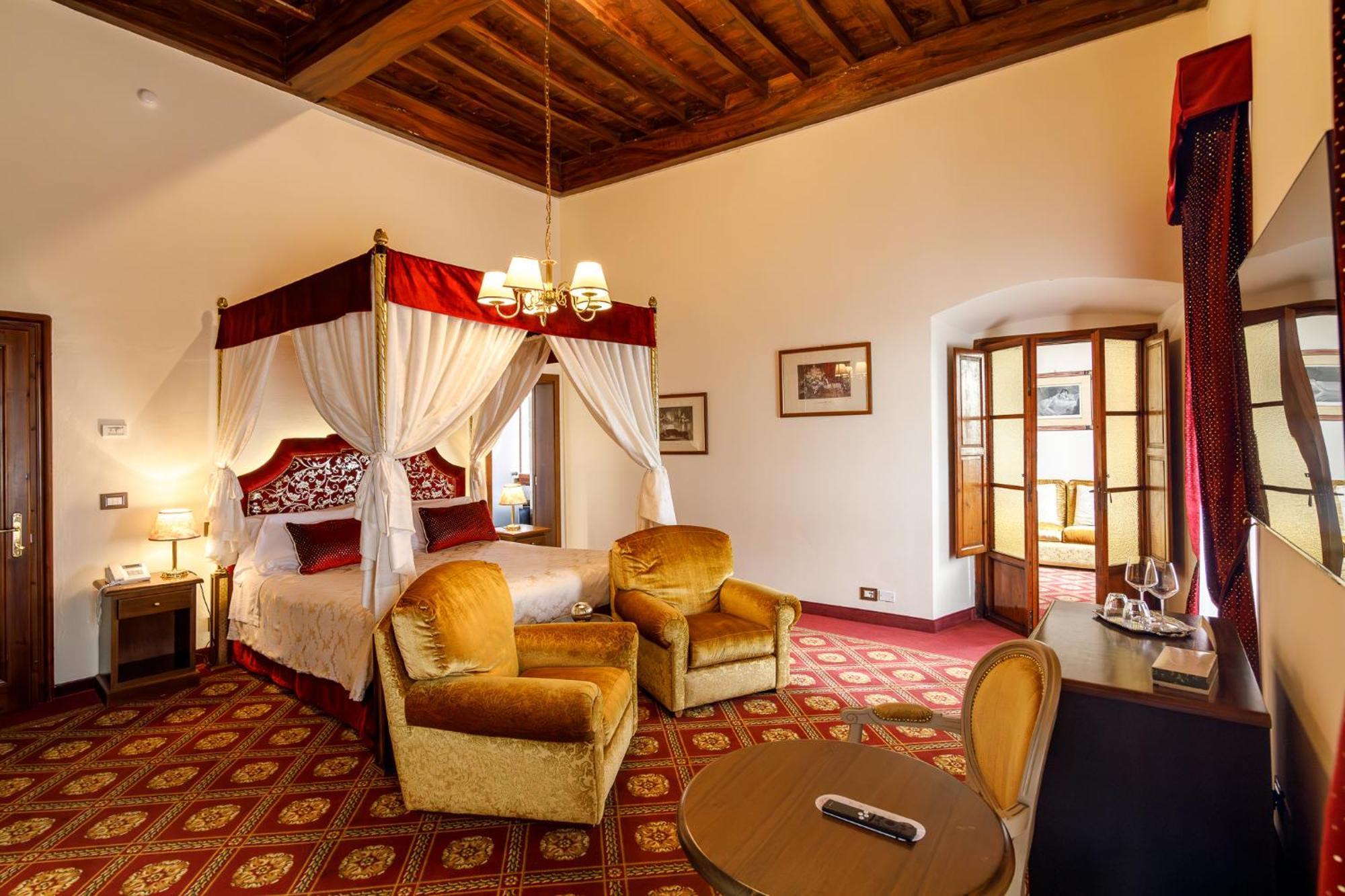 Villa Lecchi Hotel Wellness 埃尔萨谷口村 外观 照片