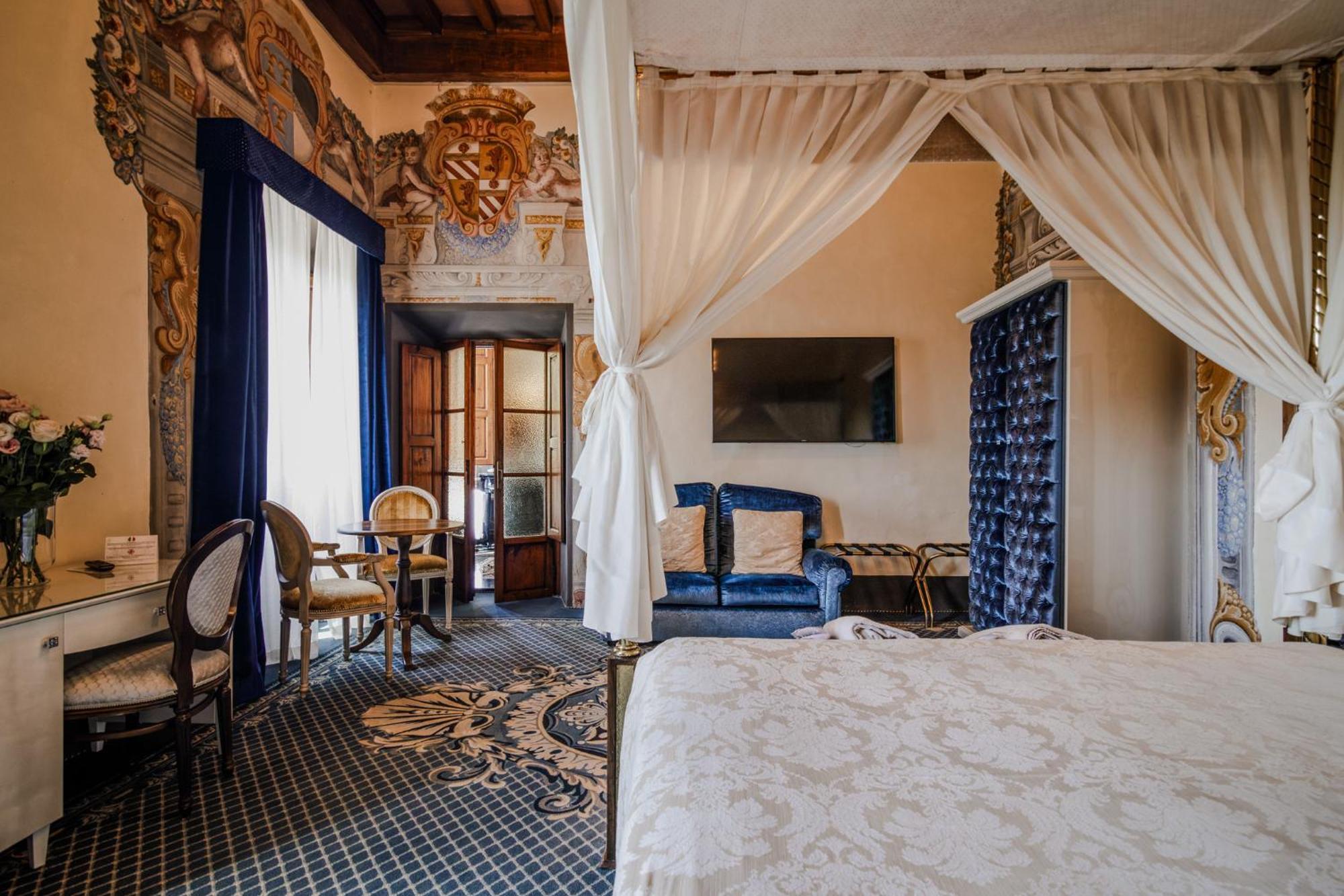 Villa Lecchi Hotel Wellness 埃尔萨谷口村 外观 照片